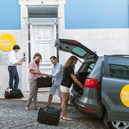 Hello Santos Apartman *